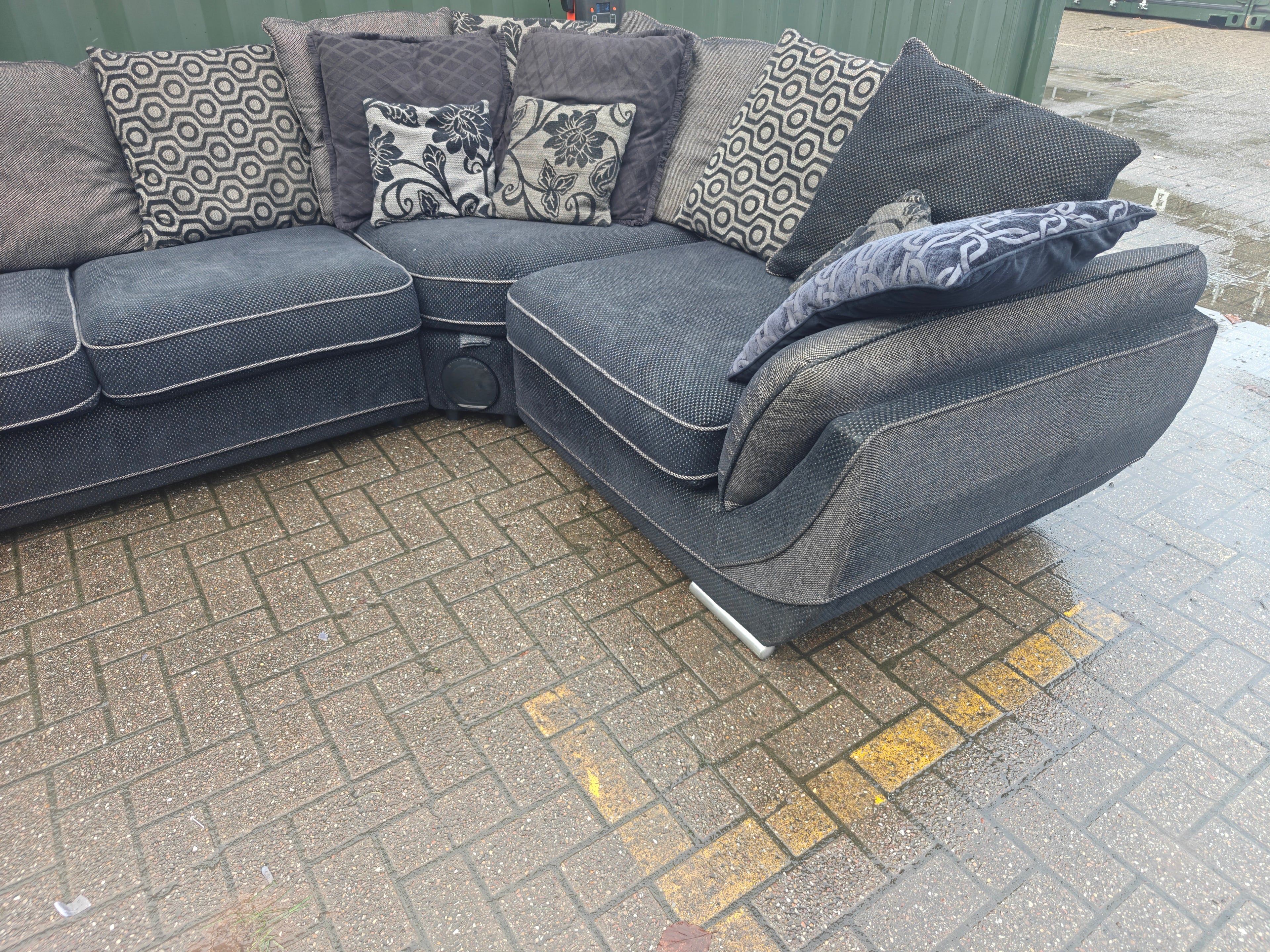 SCS Corner Sofa with Built-in Pioneer Speakers