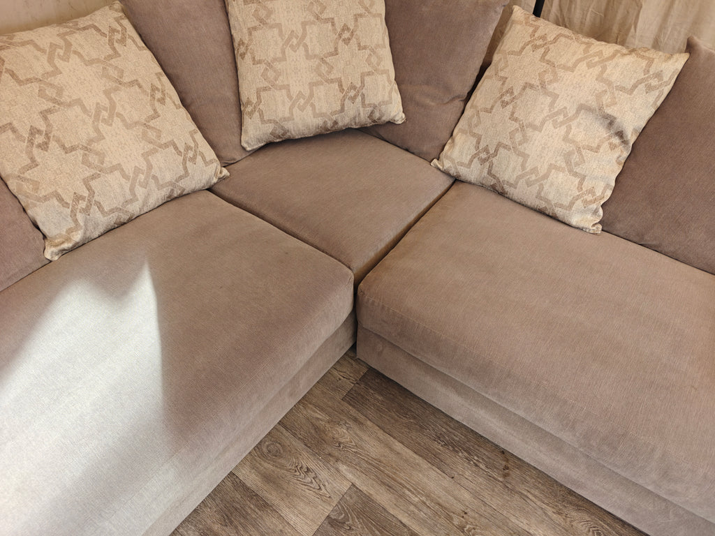 Grey Chenille Fabric Corner Sofa