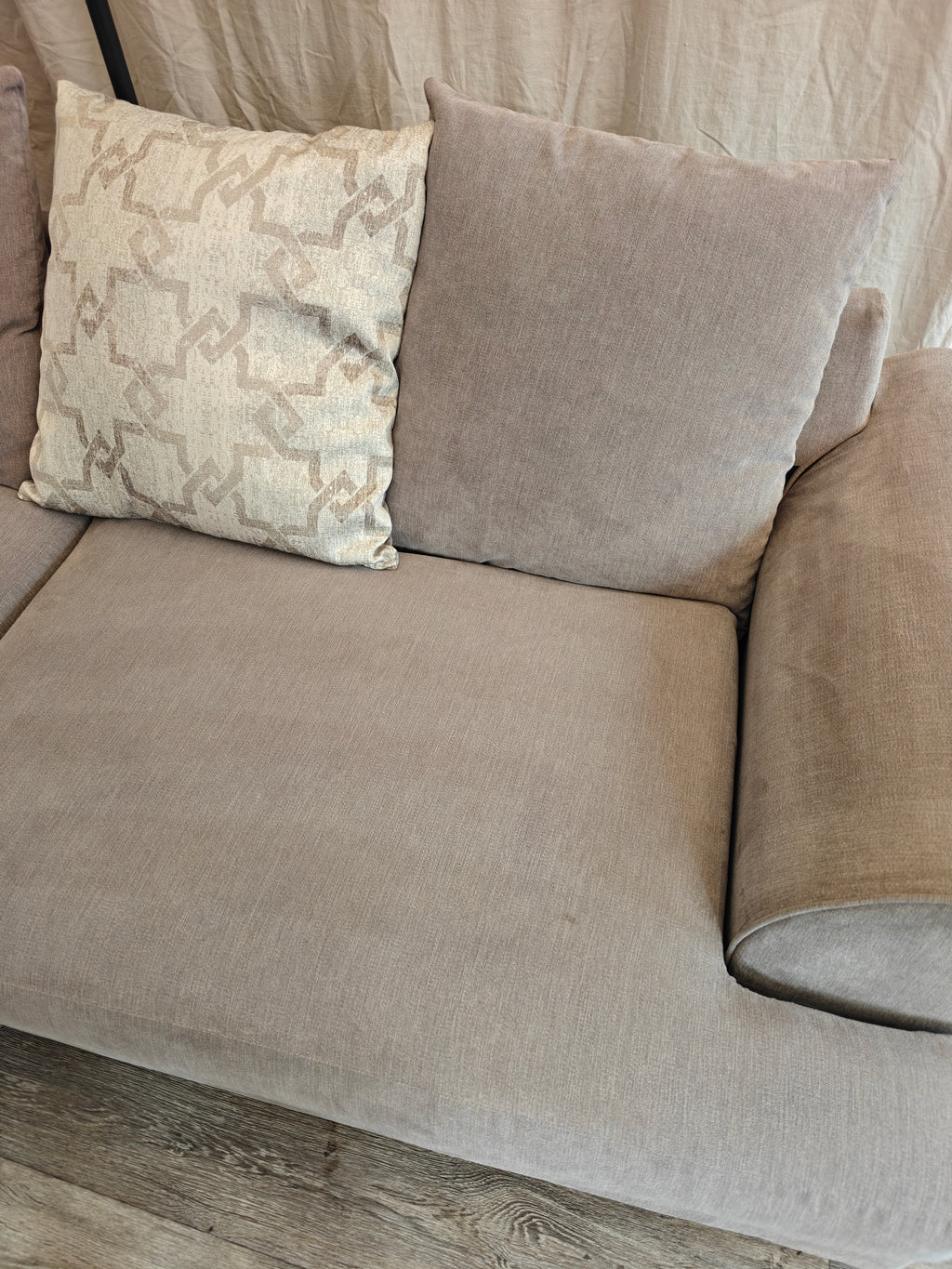 Grey Chenille Fabric Corner Sofa