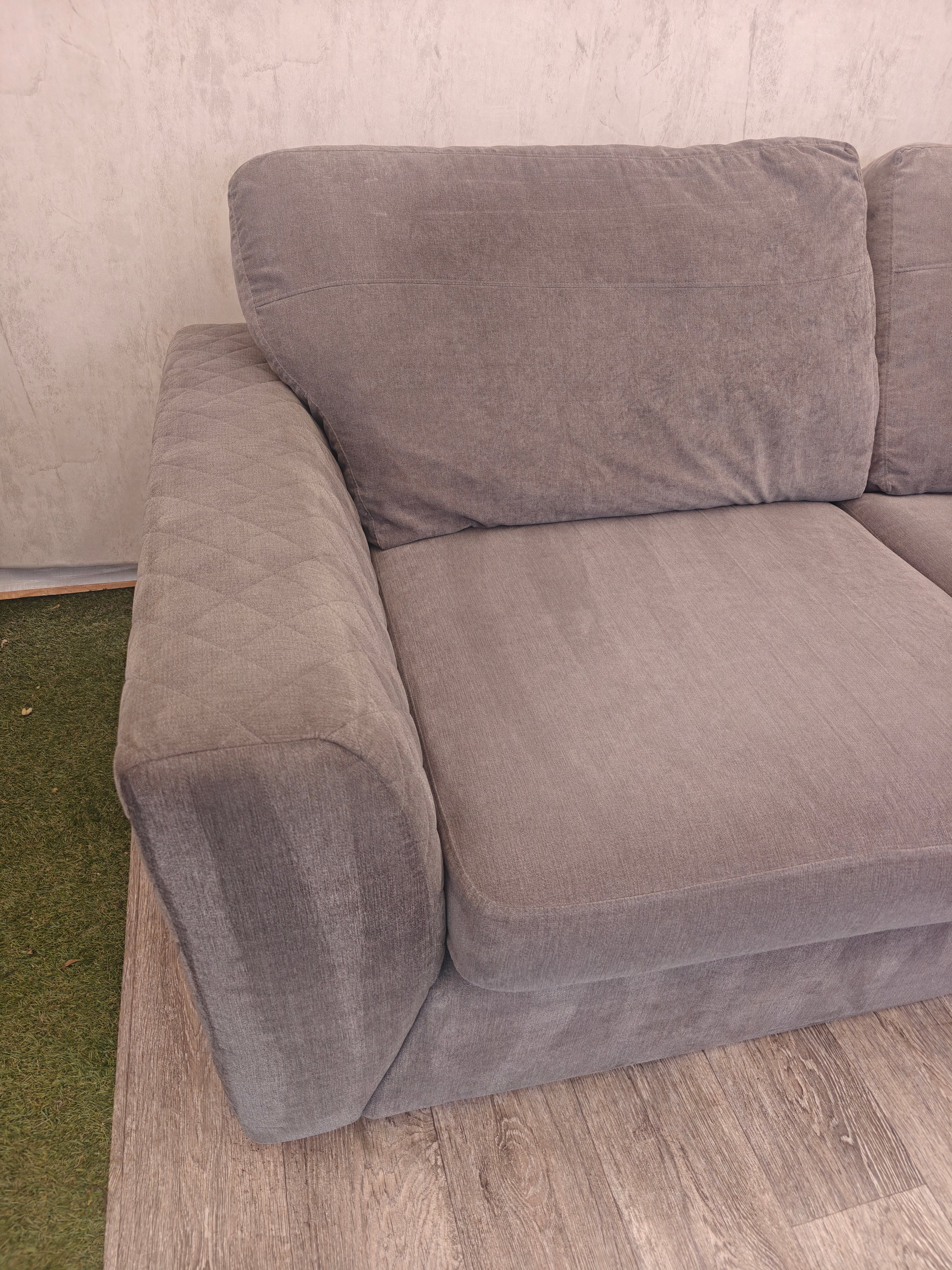 Grey ORKA L-Shape Right Hand