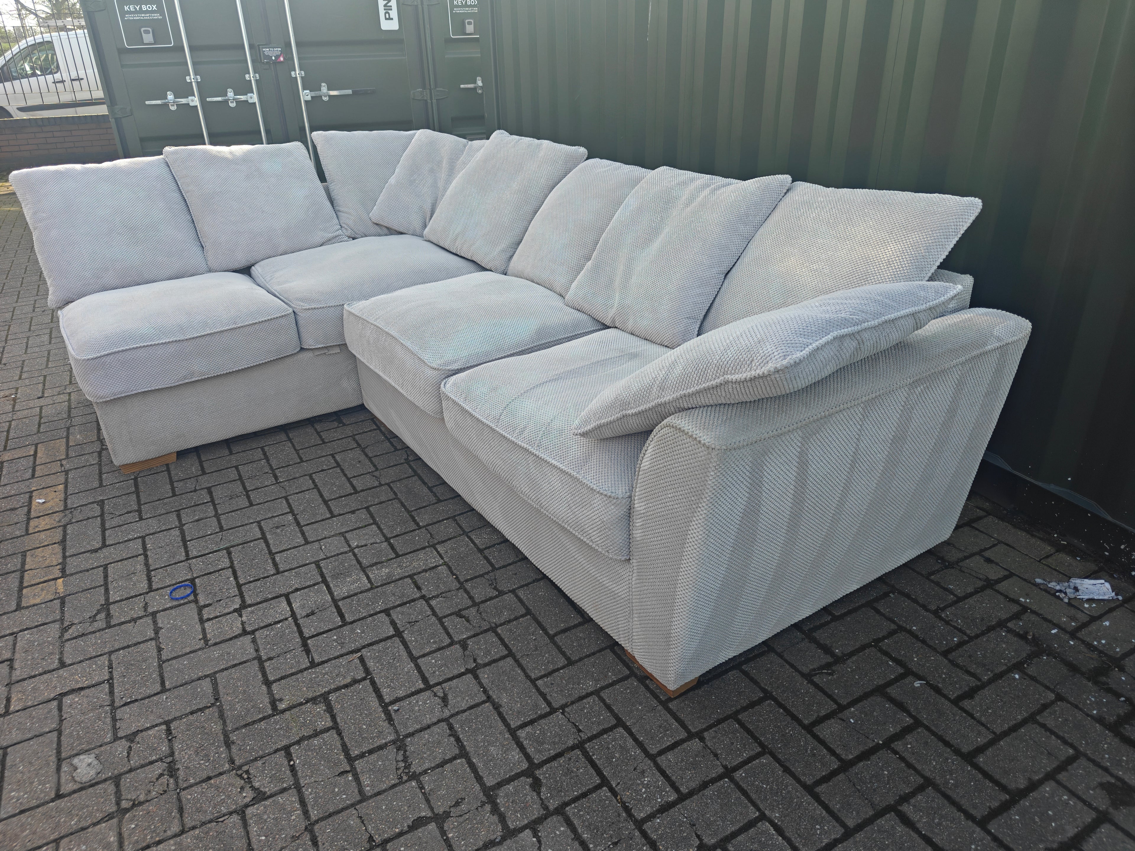 Nebraska Oak Furniture Left Hand Side Corner Sofa