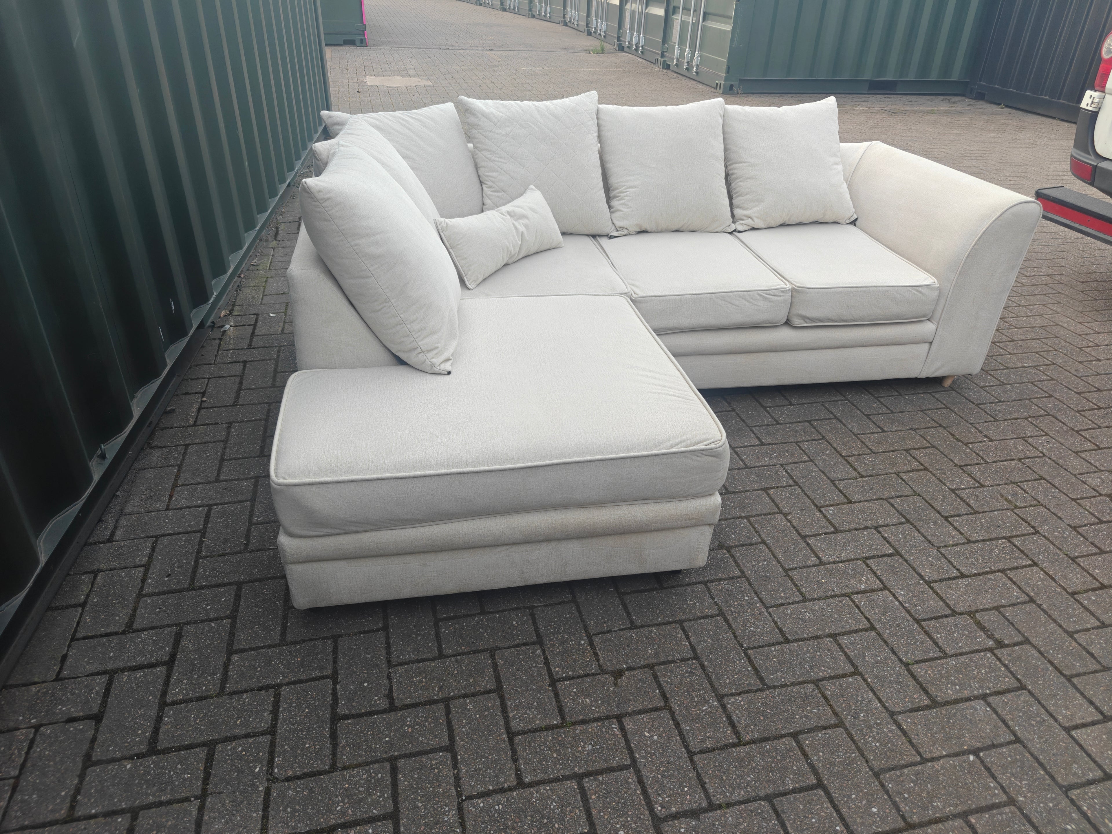 Cream Velvet Chicago Left Hand Side Sofa