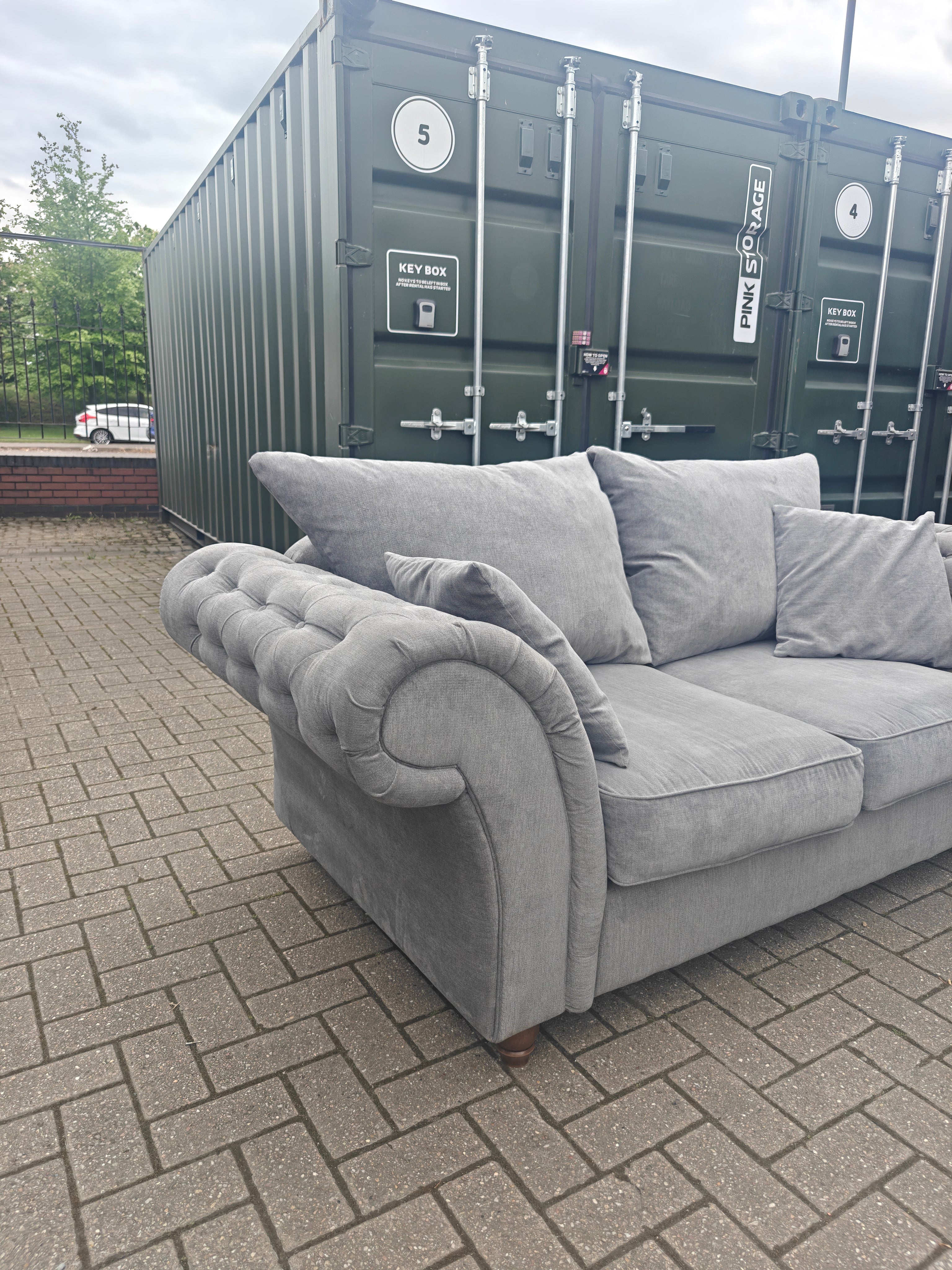 Grey Windsor Sofa Set 4+2 Seater + Footstool RRP