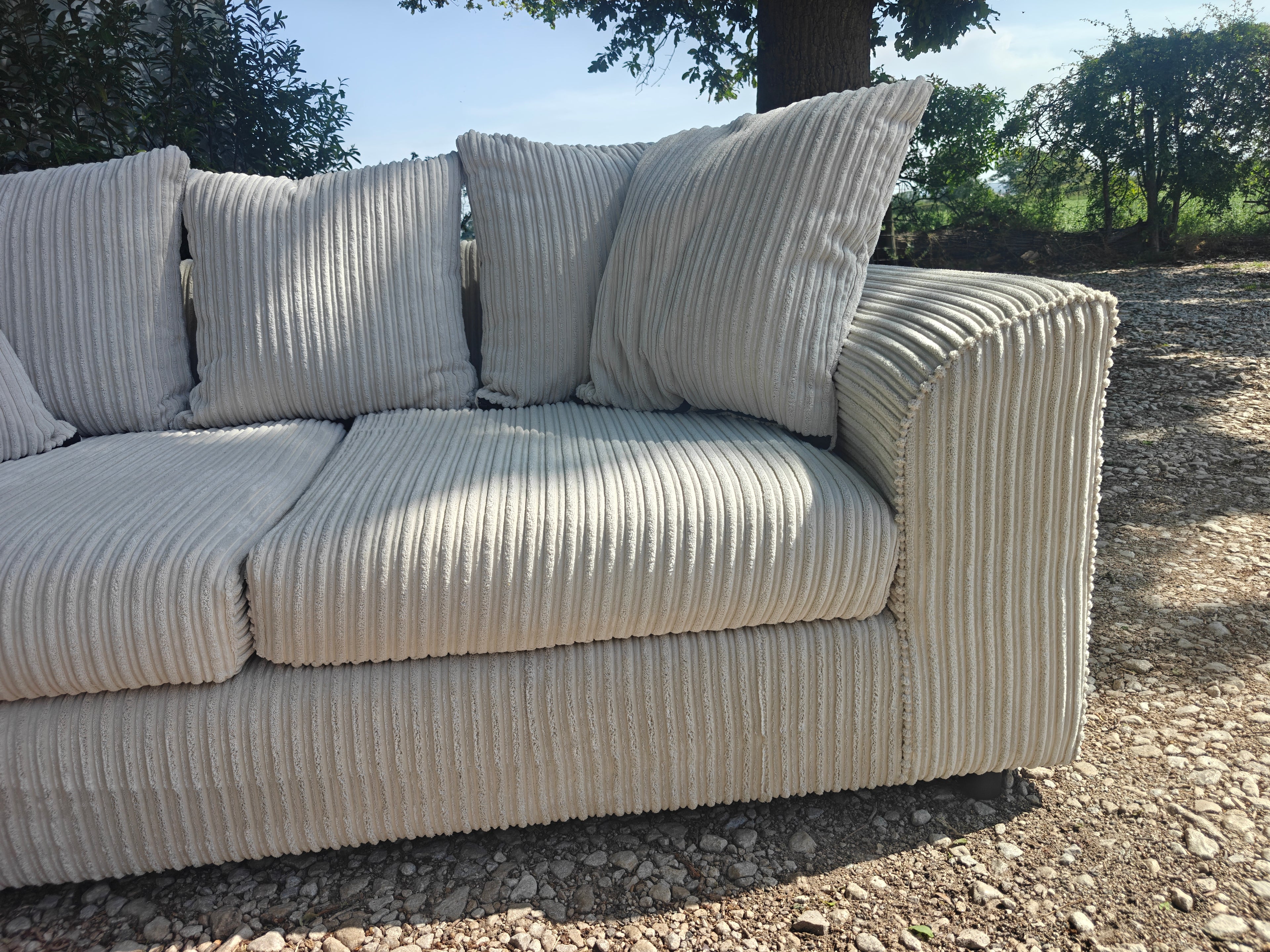 BRAND NEW JUMBO CORD 3 SEATER SOFA