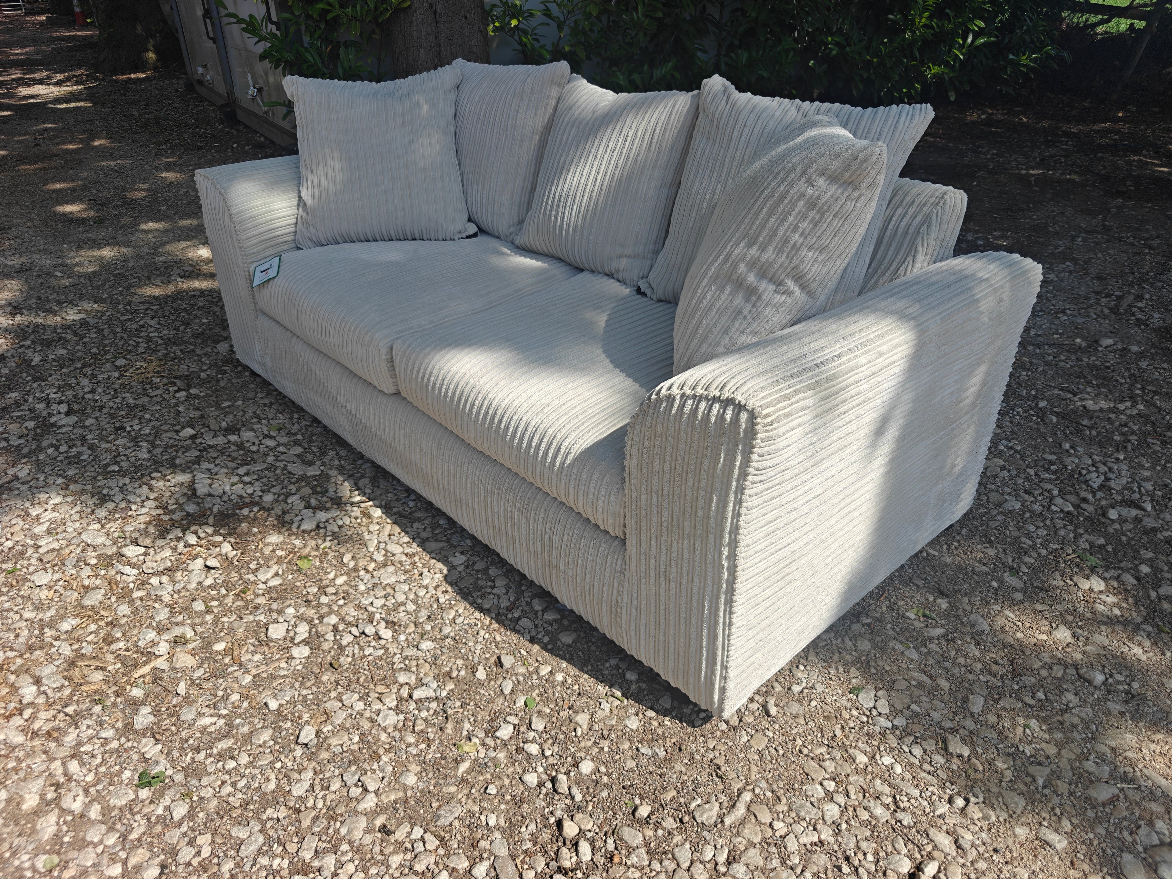 BRAND NEW JUMBO CORD 3 SEATER SOFA