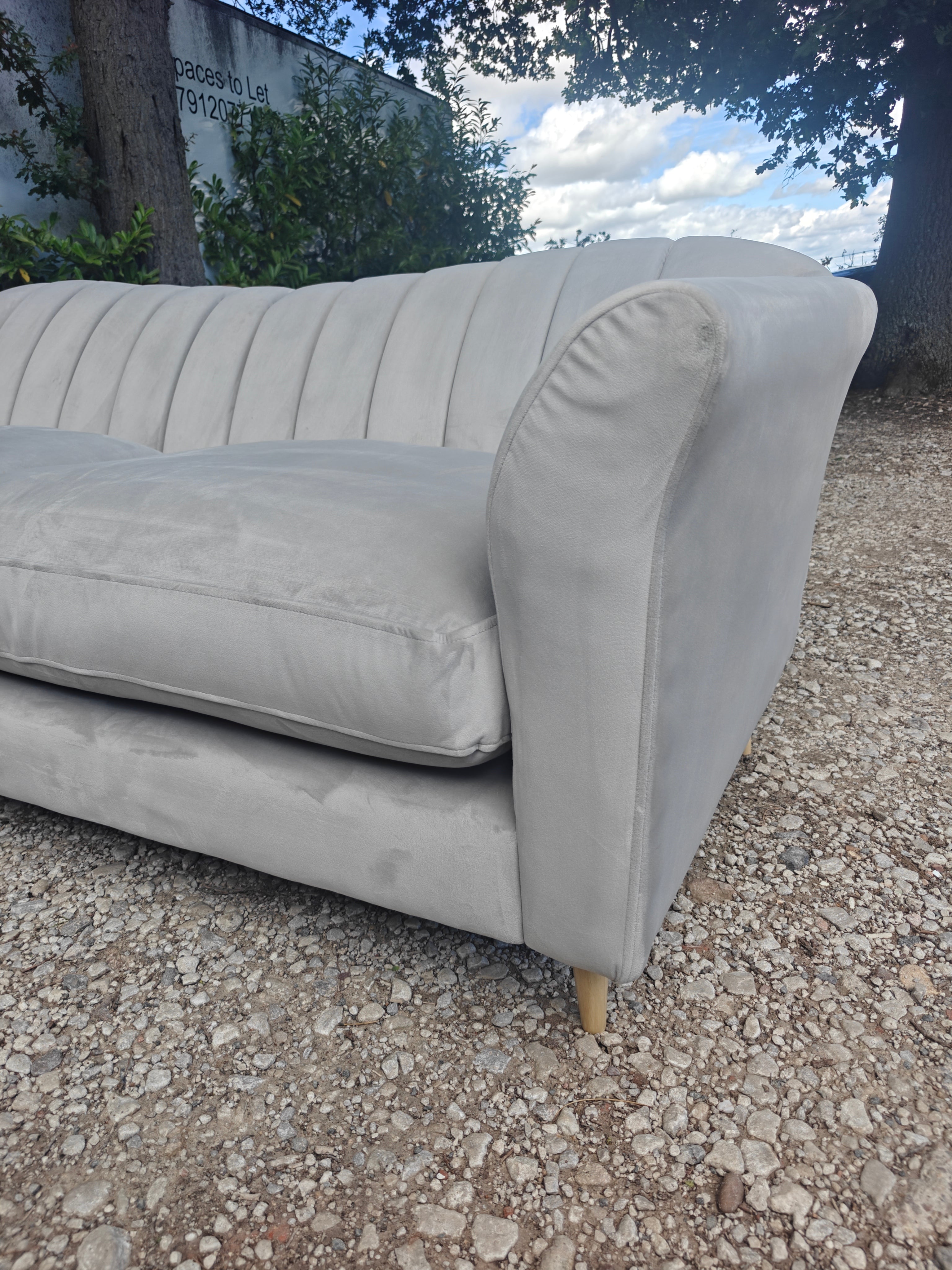 DFS Large 4 Seater Velvet Sofa – Like New