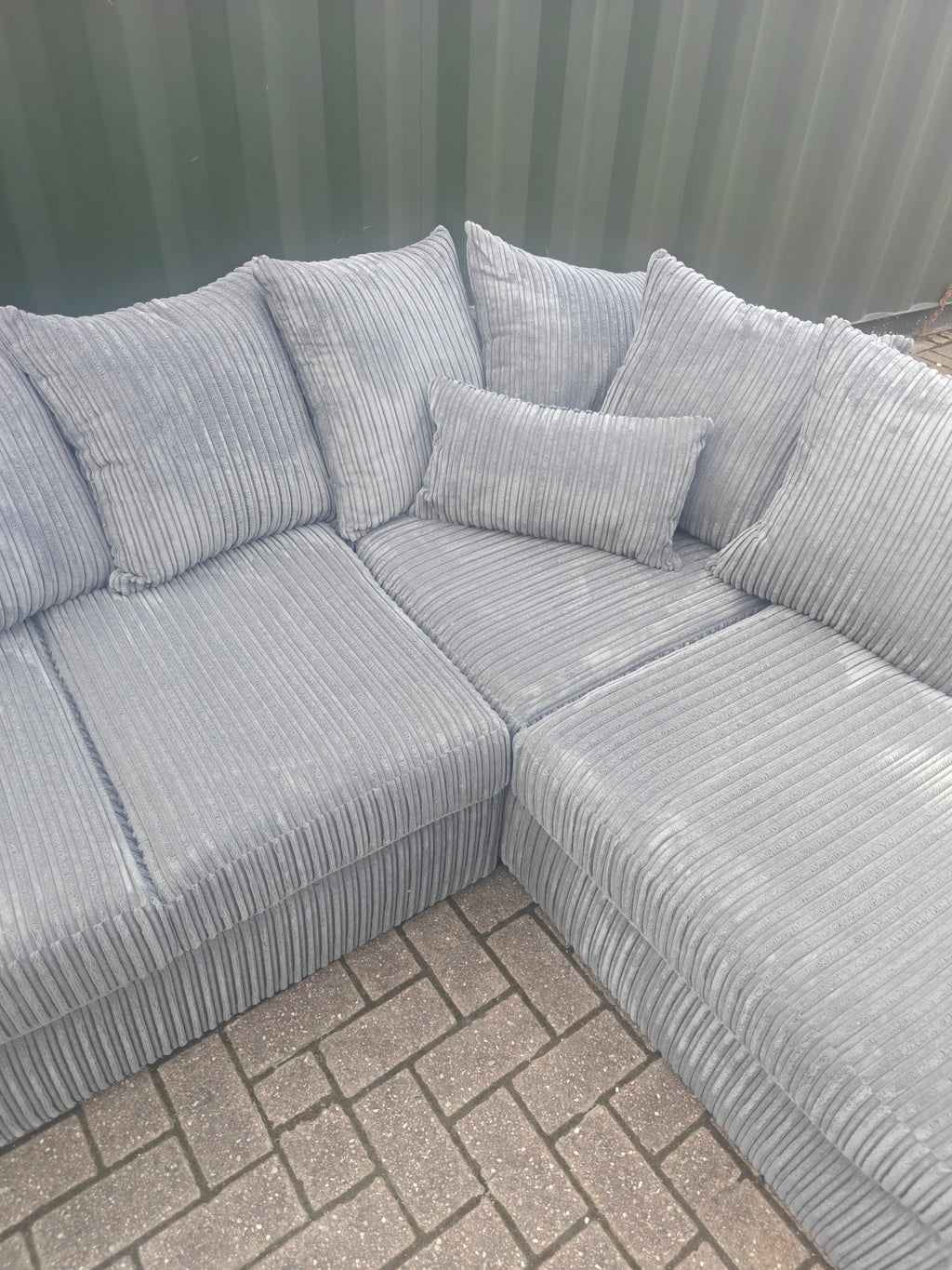 BRAND NEW Luxor Grey Jumbo Cord Corner Sofa