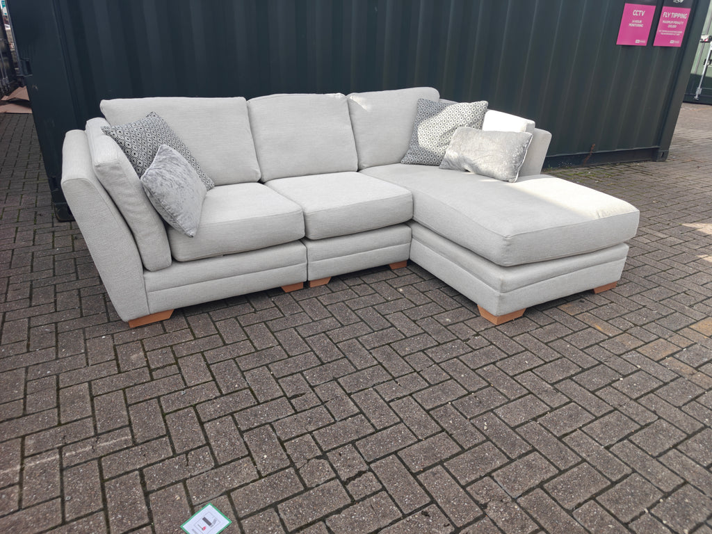 DFS Ada / Long Beach Corner Chaise Sofa