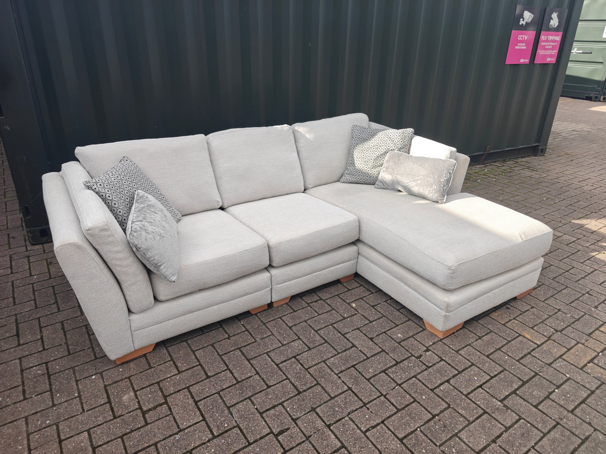 DFS Ada / Long Beach Corner Chaise Sofa