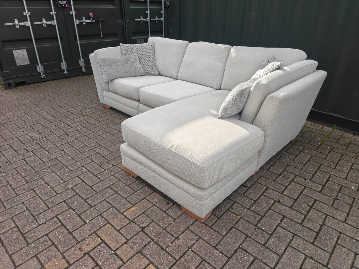 DFS Ada / Long Beach Corner Chaise Sofa